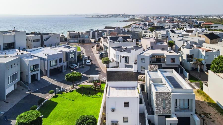 3 Bedroom Property for Sale in Waterfront Western Cape